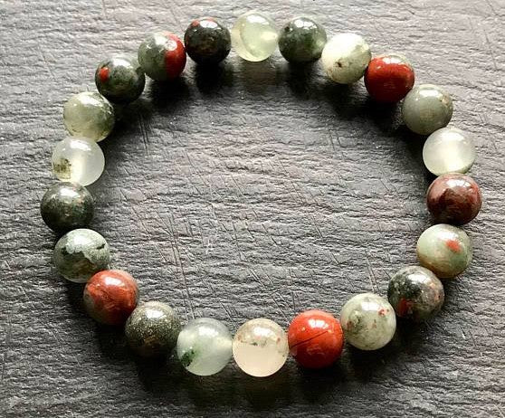Amazon.com: Satin Crystals Bloodstone Bracelet Faceted Indian Gemstone  Green Red 5.5 Inches: Clothing, Shoes & Jewelry